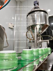 Gia công kem dưỡng ẩm tại VTCOS